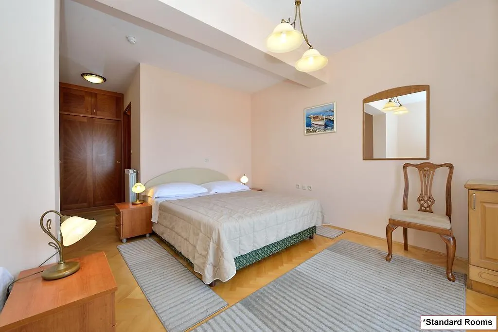 Hotel Joso Sukošan 3*,